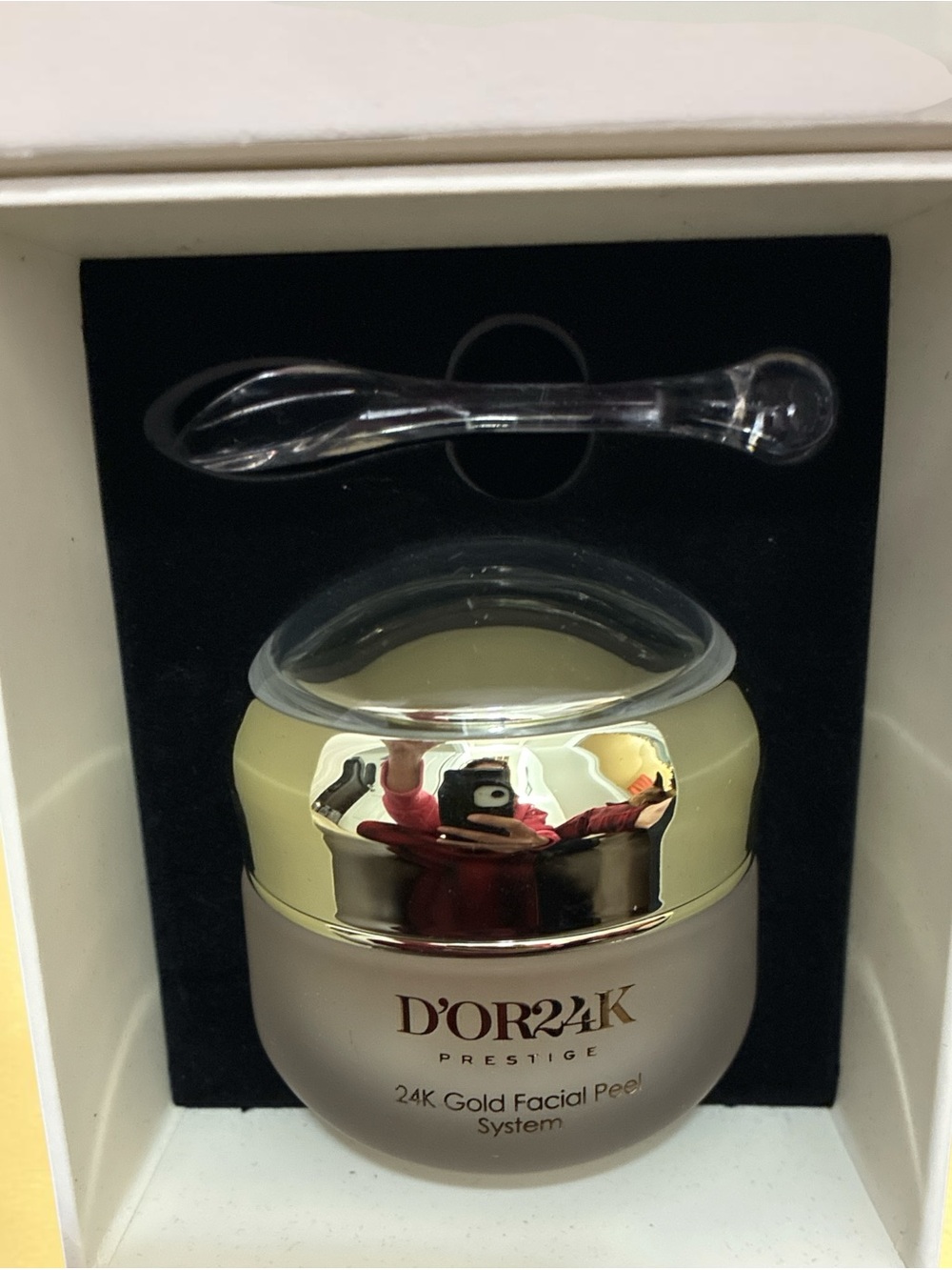 D’OR24K Prestige 24K Gold Facial Peel System 1.7 oz / 50 ml - Picture 2 of 2
